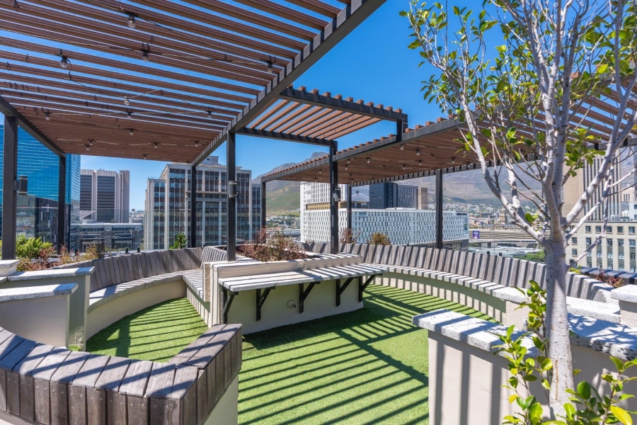 1 Bedroom Property for Sale in Foreshore Western Cape